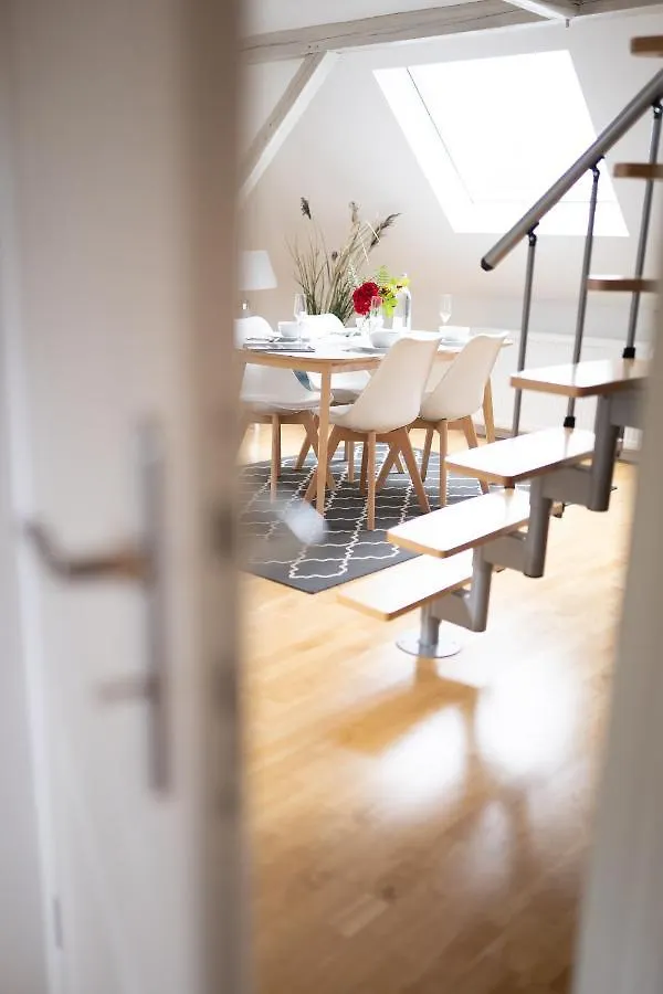 Apartment 27 Coburg